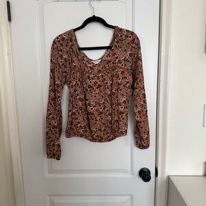 Arizona Jean Company Floral Blouse in Brown and Red